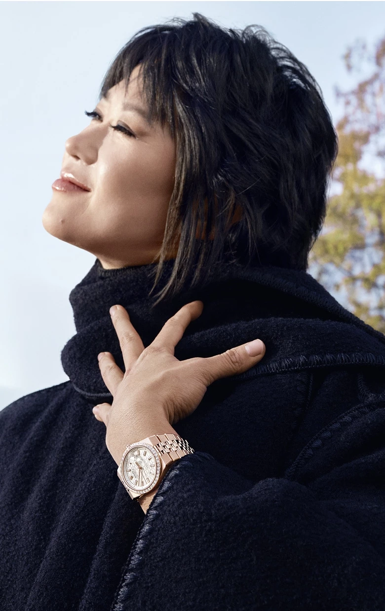 6835c2981e72f6835c18b27309_rolex-the-land-dweller-yuja-wangywang2412rpy10shot01194-portrait
